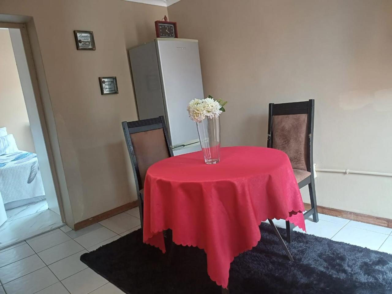 Homestay Guest And